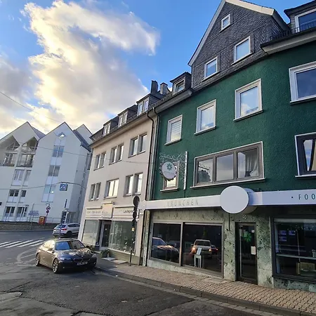 Oberstadt Mit Kueche Und 75 Zoll Tv - Vn سيغن