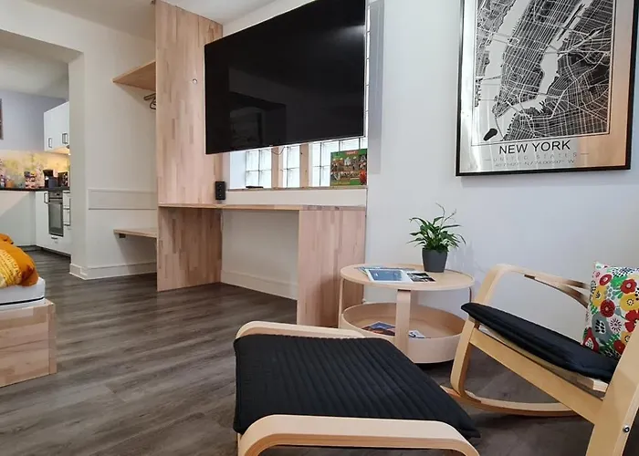 Appartamento Oberstadt Mit Kueche Und 75 Zoll Tv - Vn Siegen