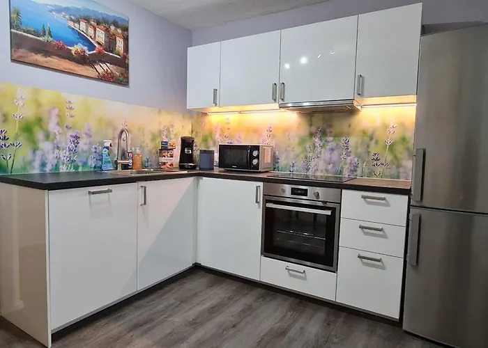 Oberstadt Mit Kueche Und 75 Zoll Tv - Vn Appartement Siegen